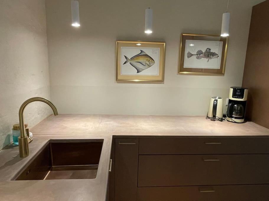 Grosse Wohnung Mit Loggia Темплин Екстериор снимка