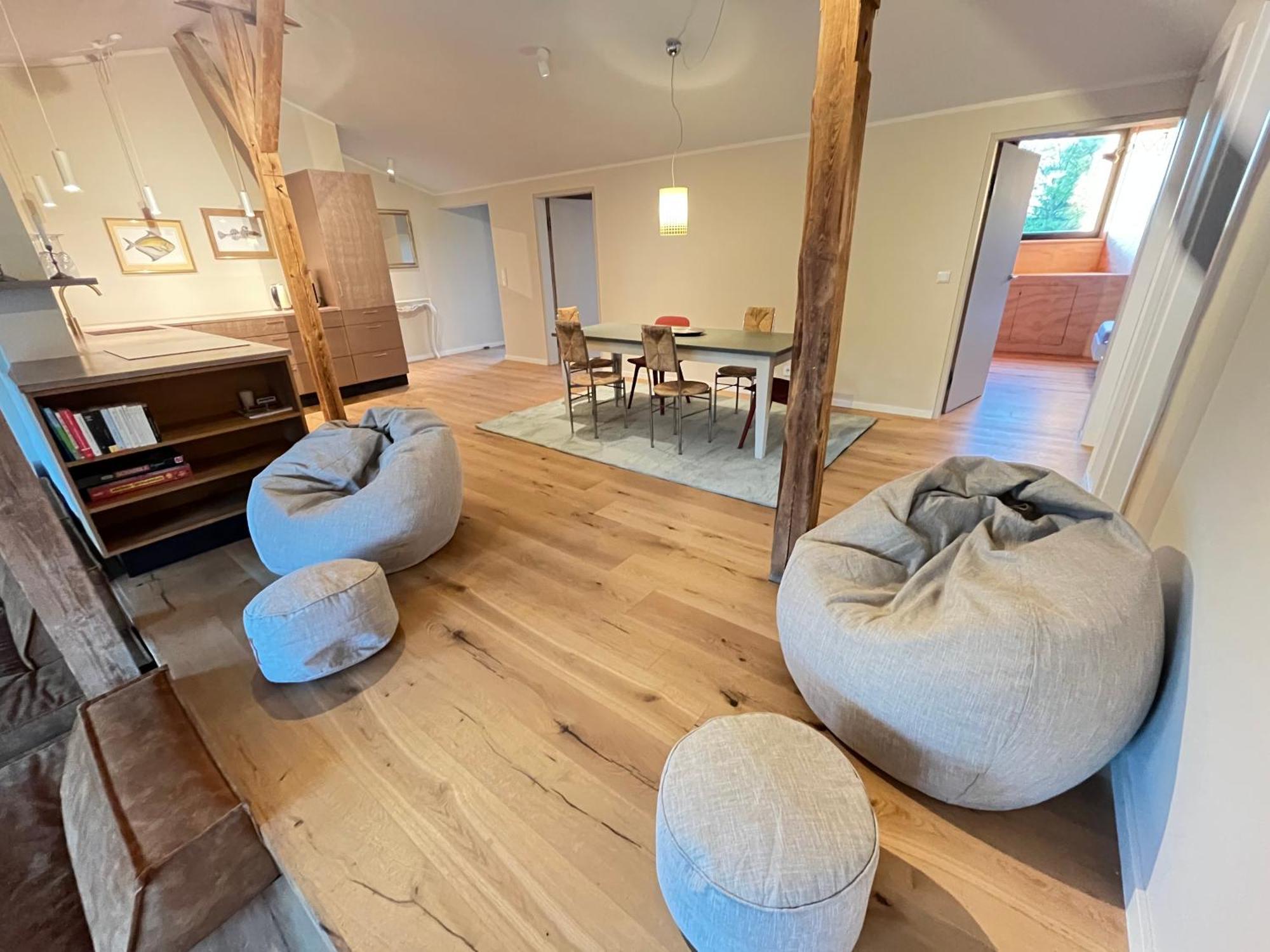 Grosse Wohnung Mit Loggia Темплин Екстериор снимка