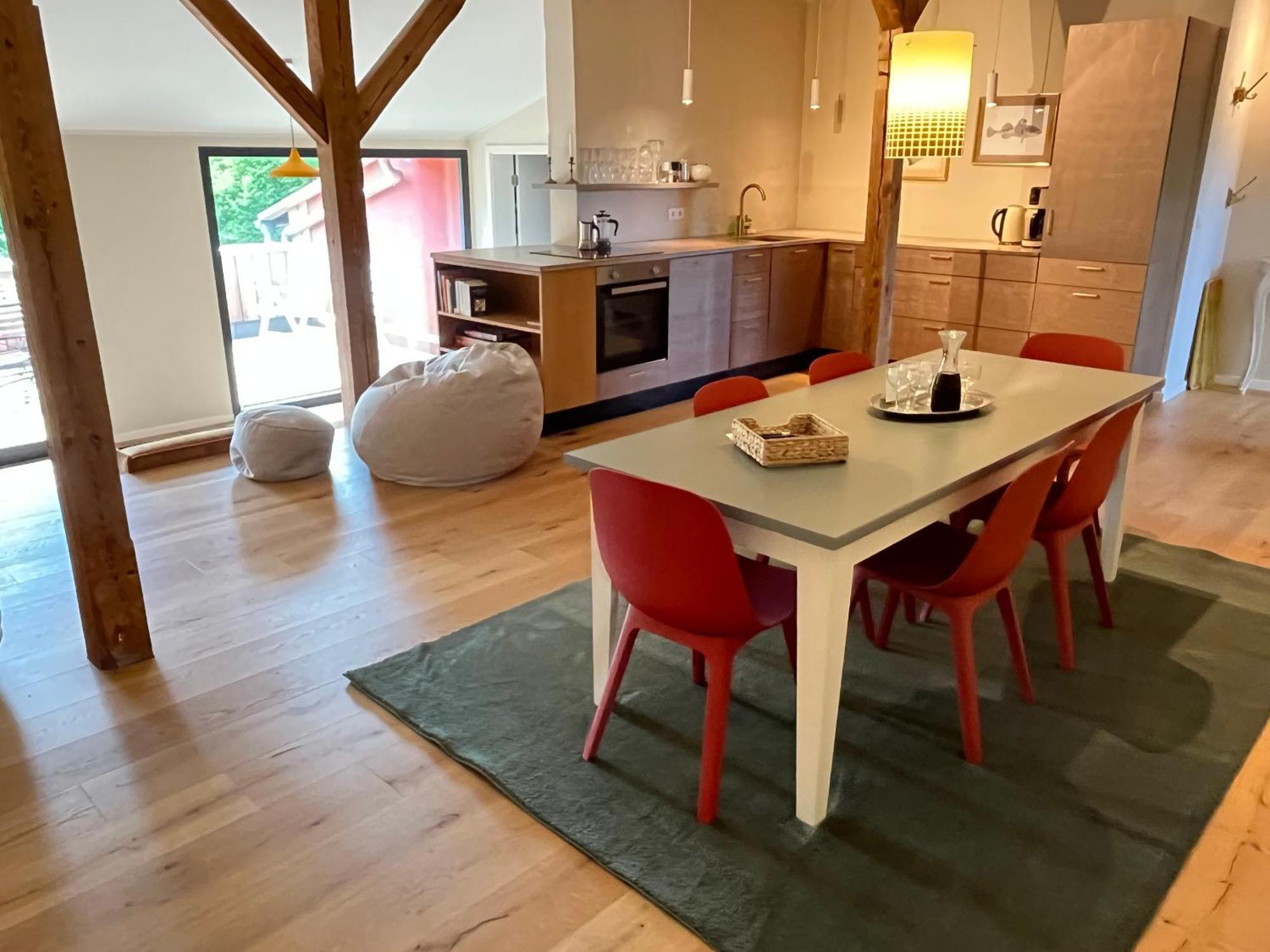 Grosse Wohnung Mit Loggia Темплин Екстериор снимка